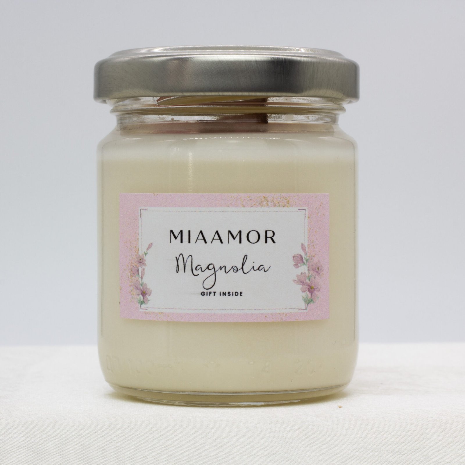 Magnolia candle